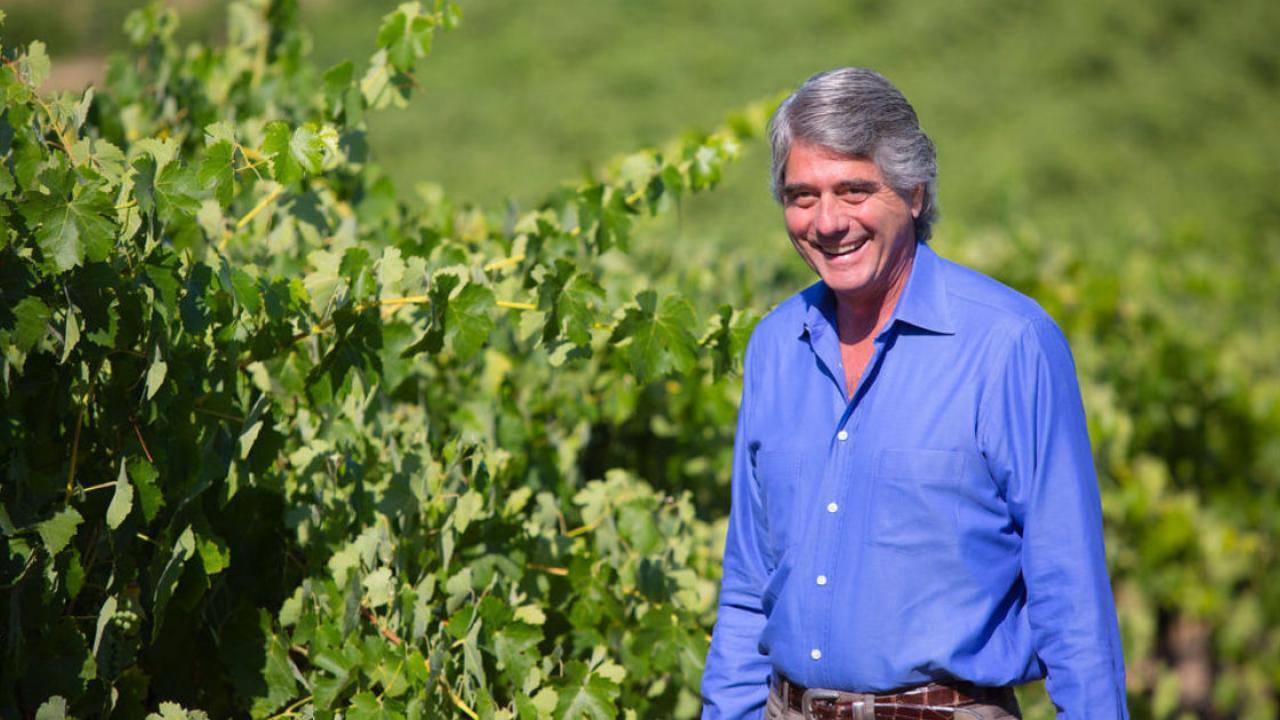 Jeff O'Neill in a vineyard